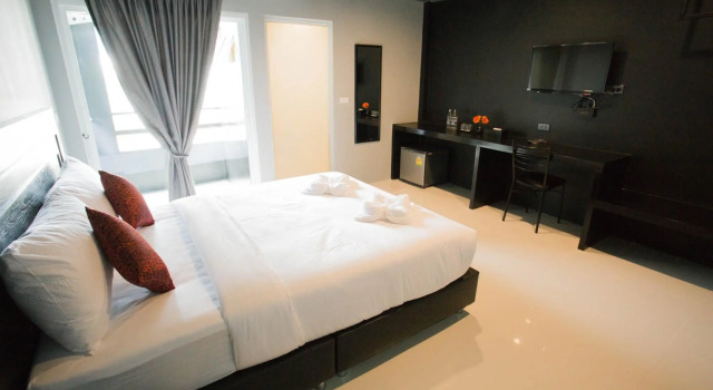 B-Black Hotel Chonburi