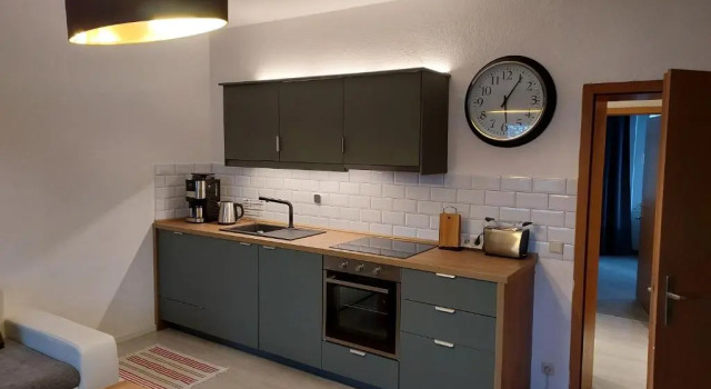 Apartment Jo, Забронировать Апартаменты/квартира Отели Эрфурта с парковкой, рядом с Августинский монастырь, Парковка