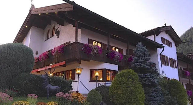 Gästehaus Hubertus Hotel Garni, Varaa Hotelli Schliersee 