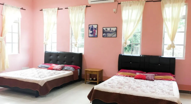 Вилла с 3 комнатами Kapal Terbang Guest House Langkawi