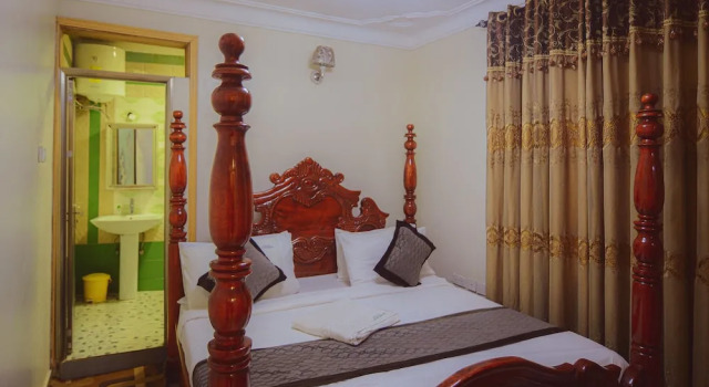 Апартаменты Deluxe Evelyn Apartments Kampala