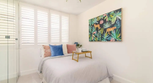 Mitch & Mark of The Block - 2 Bdrm Apt North Bondi