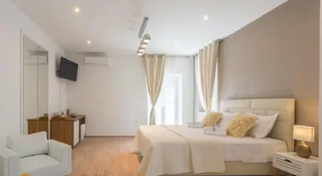 S&S rooms, Забронировать Отель Отели Задар 4 звезды, рядом с Old Port of Foša, 4*