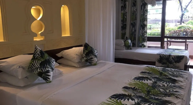 Семейный номер Standard с балконом и с видом на сад Reef Hotel Mombasa