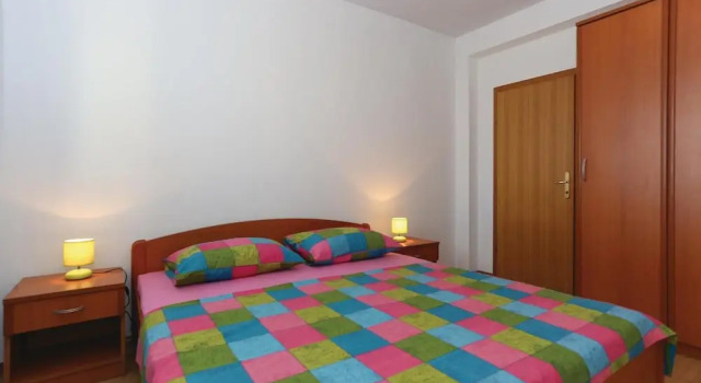 Awesome Home in Kastel Novi With Wifi and 6 Bedrooms, Забронировать Отель Отели Кастель-Нови 3 звезды, 3*