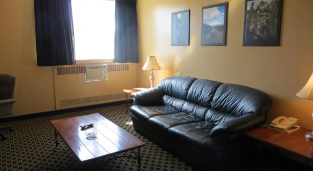 Люкс Standard Athabasca Valley Inn & Suites