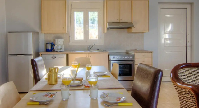 Вилла с 2 комнатами Afroditi Villa