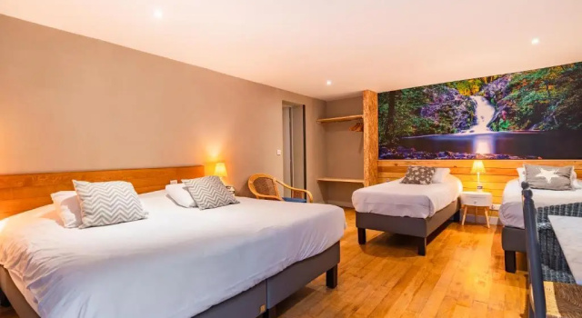 Четырёхместный номер Standard Le Relais des Lacs