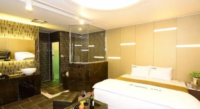 Camera Deluxe Hotel Asia
