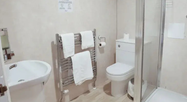 Четырёхместный номер Standard Appleby Inn Hotel