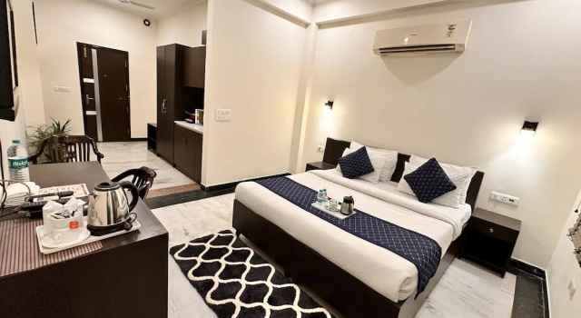 Номер Deluxe Hollyhocks Residency