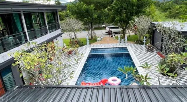 Intouch Poolvilla, Rezervovat Hotel Hotely v Petchaburi s parkováním, Parkování