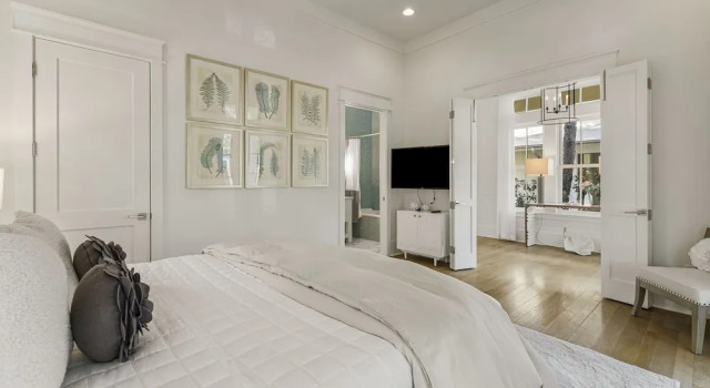 '169 Scrub Oak'-watercolor' Tranquil, Stunning, Luxurious, Private Pool - Slps 14 5 Bedroom Home by RedAwning