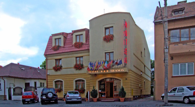 Hotel Brasov, Забронировать Отель Отели в центре Брашова с завтраком, отели в центре Брашова с завтраком