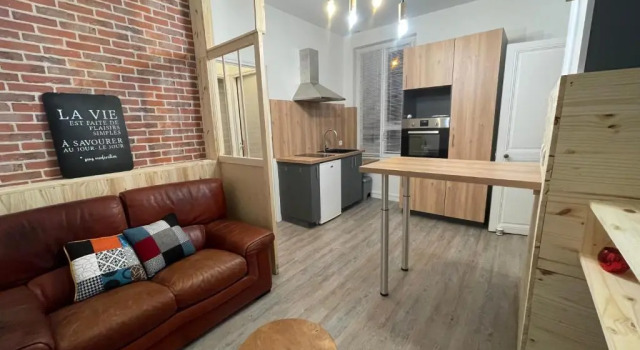 Апартаменты Logement entier: Appartement avec Terrasse Quartier de la Gare