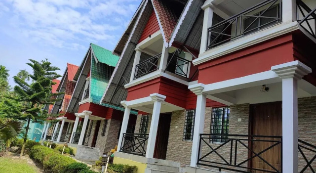 Chocolate Inn Rainforest Resort, Prenota Resort Dakshin Dhupjhora West Bengal