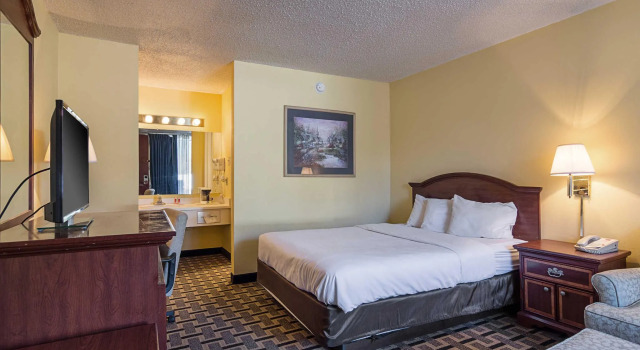 Двухместный номер Standard Econo Lodge