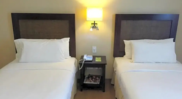 Camera Deluxe Summit Ridge Tagaytay - Newly Renovated