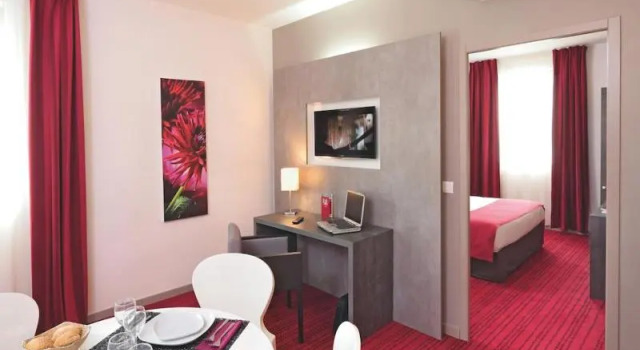 Номер Standard AppartCity Confort Grenoble Inovallée