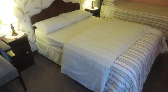 Dawn House, Boek Hotel 4-sterren hotels in Kill, 4*