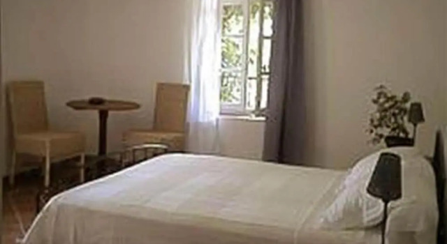 La Bastide du Paradou, Забронировать Отель Отели Мустье-Сент-Мари 3 звезды, 3*