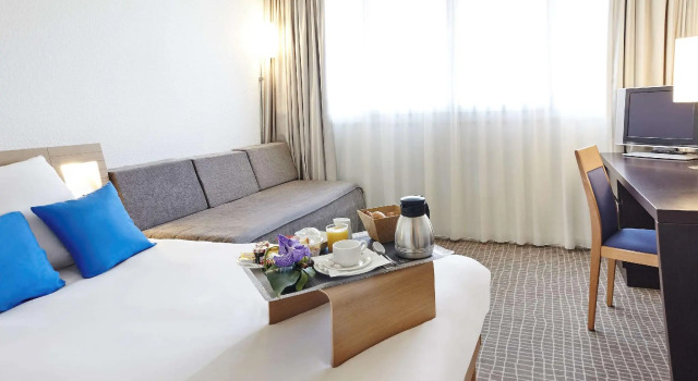 Двухместный номер Standard Novotel Chartres