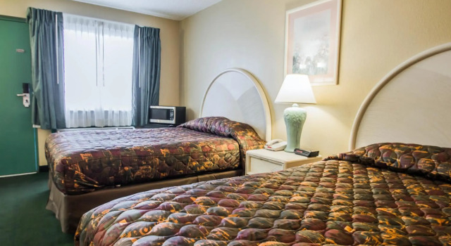 Rodeway Inn & Suites Haines City - Winter Haven, Забронировать Мини-отель Мини-отели Lakeland - Winter Haven, Мини-отель