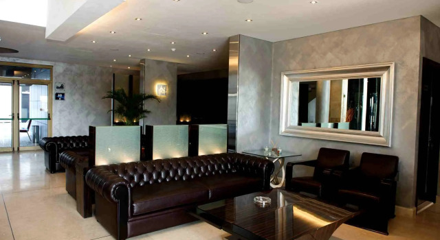 Avenue Suites
