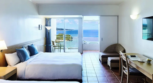 Habitación cuádruple De lujo con balcón y frente al océano Hoshino Resorts RISONARE Guam