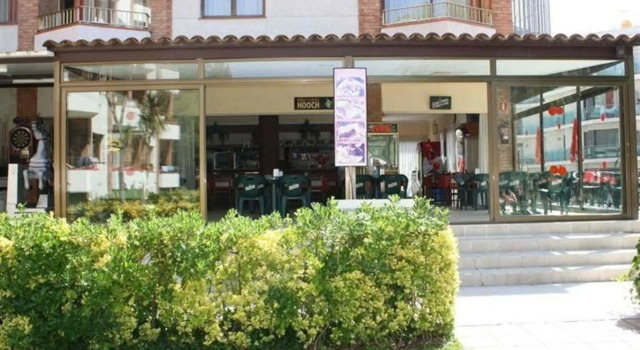 Aparthotel Las Mariposas, Prenota Residence Hotel a Costa Brava con piscina, Piscina