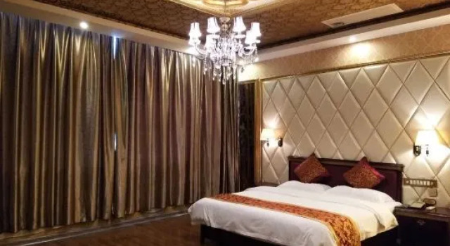 Люкс Deluxe huayuehotel
