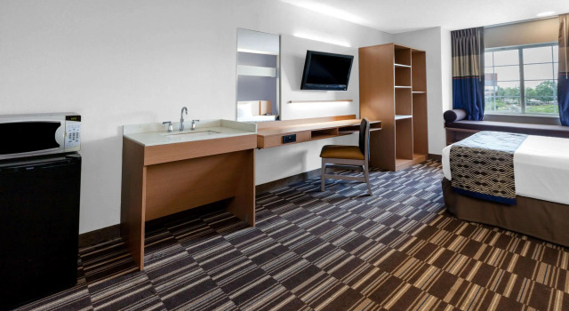 Microtel Inn & Suites by Wyndham Baltimore BWI Airport, Book Hotel Linthicum Heights Maryland