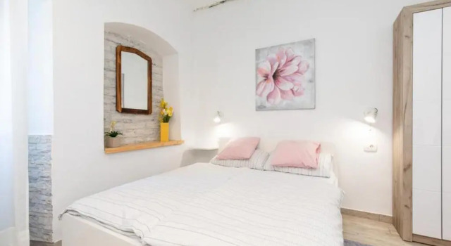Студия Studio Apartment Sisi
