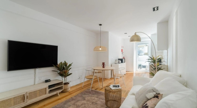 Casa Boma Lisboa - Elegant Apartment with Private Terrace - Ajuda II, Забронировать Апартаменты/квартира Апартаменты Лиссабона, рядом с Memória Church, Апартаменты/квартира