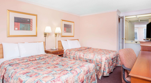 Standard Vierer Zimmer Knights Inn - Augusta