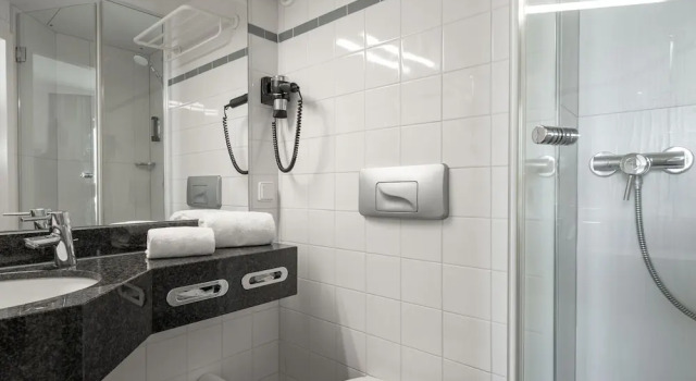 Номер Business IntercityHotel Kiel