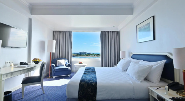 Номер Deluxe Aryaduta Makassar