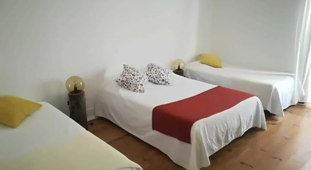 Burgos Guest House, Забронировать Гостевой дом Недорогие отели Эвора-Монте, недорого