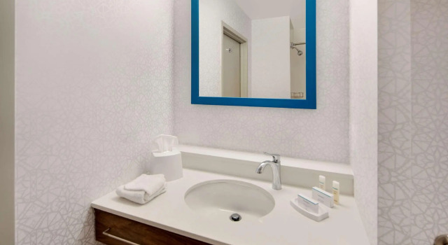 Четырёхместный номер Standard Hampton Inn & Suites St. Augustine-Vilano Beach