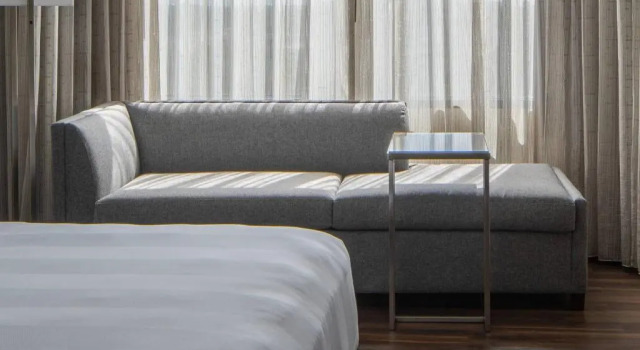 Номер Standard с красивым видом из окна Tysons Corner Marriott