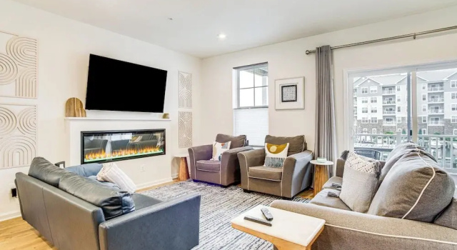 < 1 Mi to Dtwn: Waterfront Townhome in Cambridge!, Забронировать Апартаменты/квартира Апартаменты Кембриджа, рядом с Dorchester General Hospital, Апартаменты/квартира