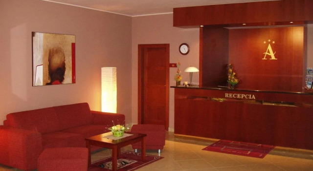 Hotel Altenberg, Забронировать Отель Отели Банскобистрицкий-край 3 звезды, 3*