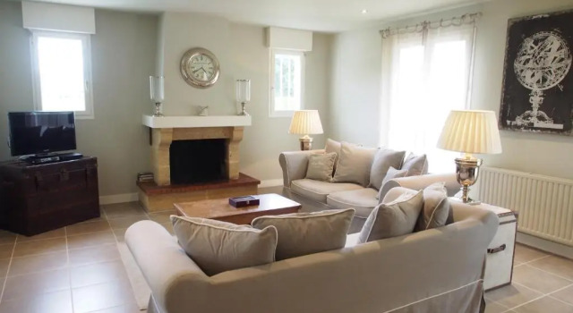 La Villa a Chateau Franc-Daut Sleeps 6, Rezervasyon Villa Saint-Magne-de-Castillon Gironde