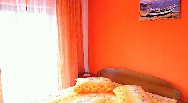 Beautiful Apartment With Balcony on Island Rab, Rezerwuj Apartament Rab 
