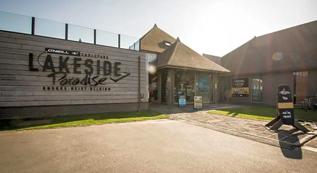 Lakeside Paradise Sleep Inn Hostel, Book Hostel Hostels in West-Flanders, Hostel