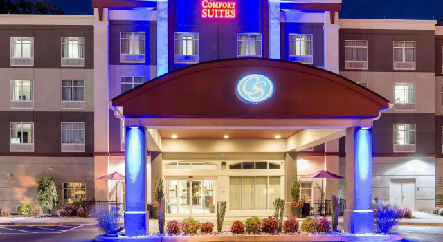 Номер Standard Comfort Suites Williamsburg Historic Area