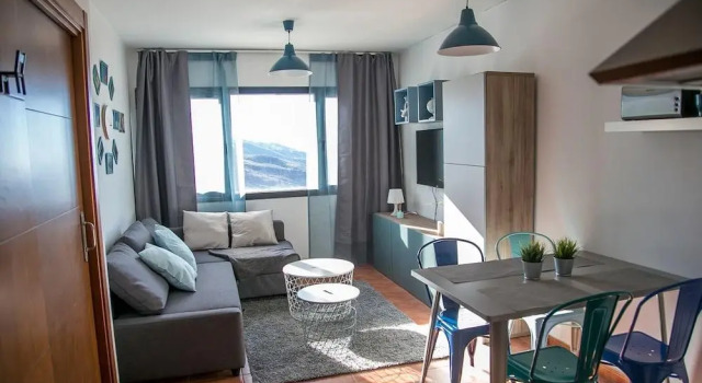 Chalet Adosado Urbanización COPOS PREMIUM Zona Media, Забронировать Шале Прадольяно Гранада