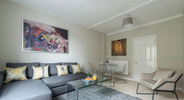 Central Apartment Facing Windsor Castle, Varaa Huoneisto Asunnot kohteessa Merseyside, Huoneisto