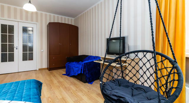 Апартаменты с балконом и с красивым видом из окна Квартира на Павшинском бульваре 1