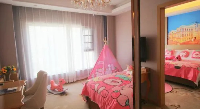Семейный люкс Vienna International Hotel (Dali Xiaguan City)